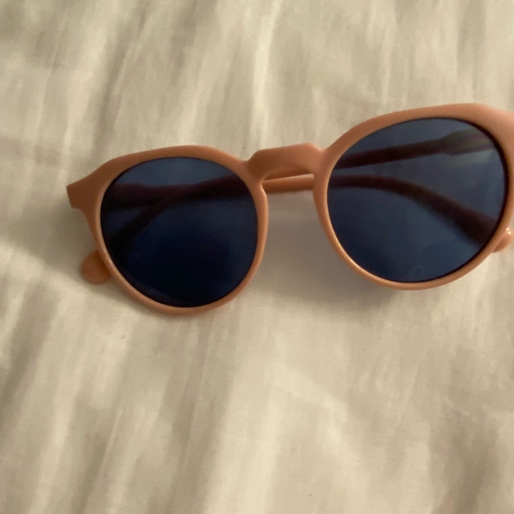 Urban Outfitters sunglasses